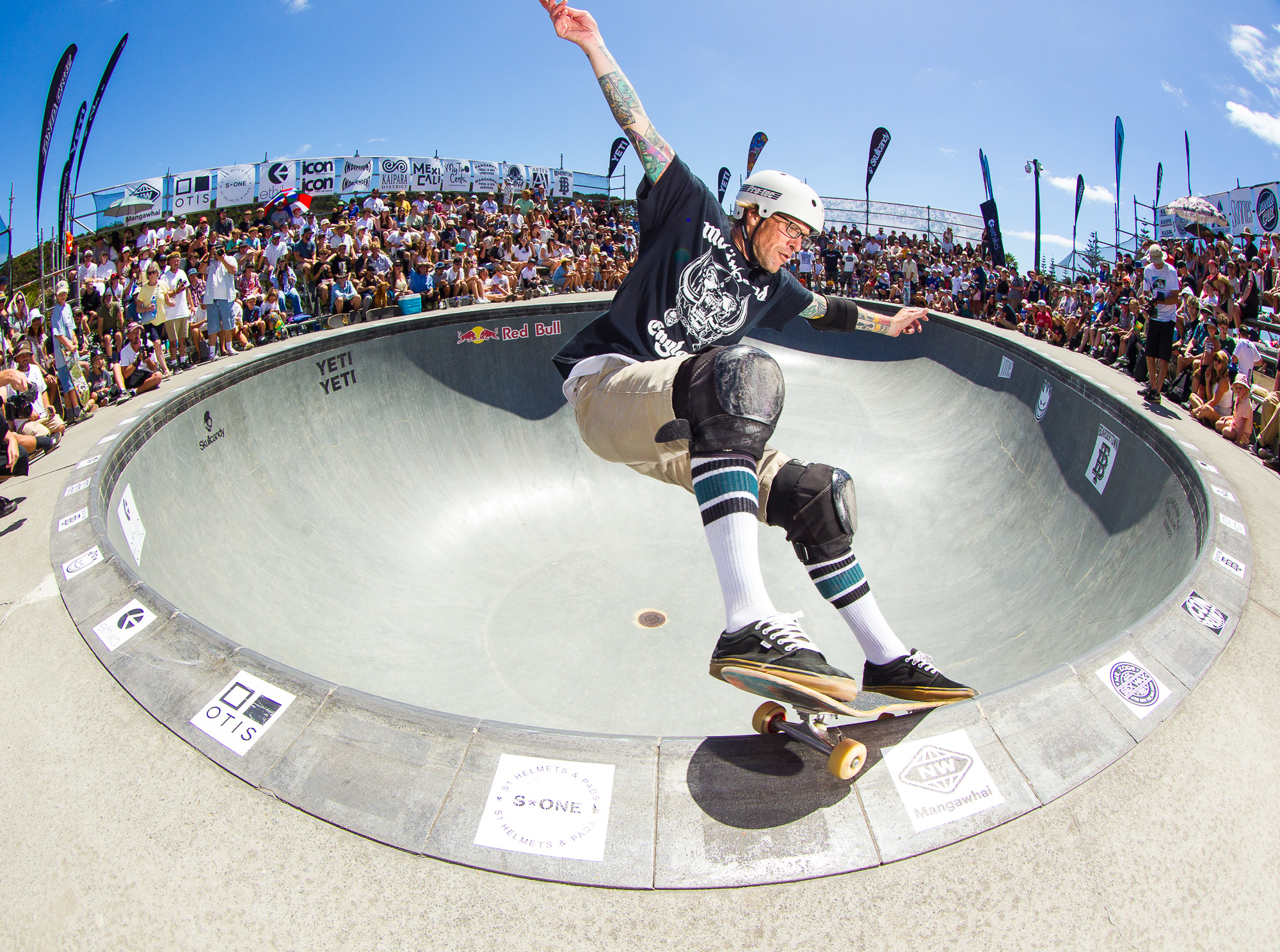 Orson Reynolds, frontside Smith grind.