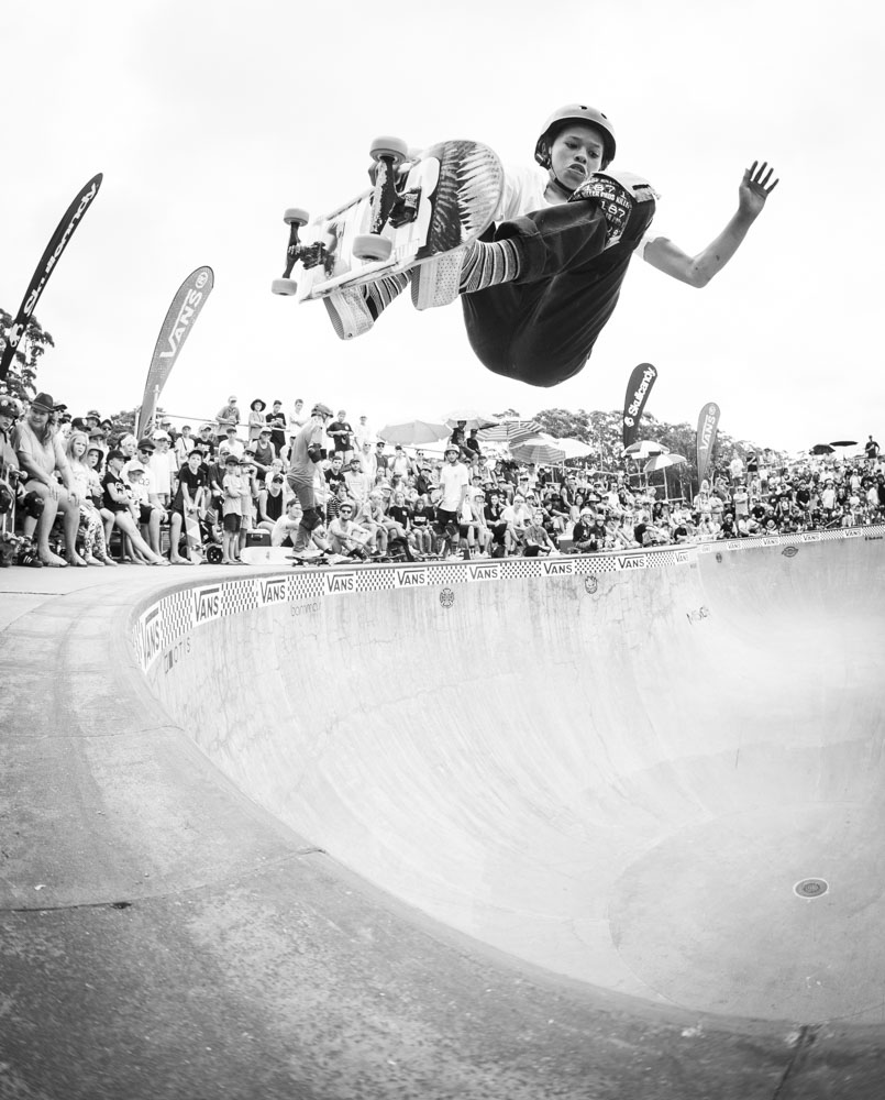 Remus Henare, frontside air.