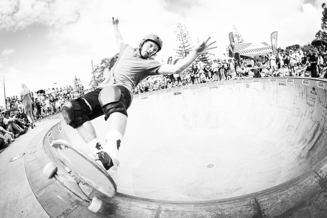 Shaun Boucher, frontside feeble grind.