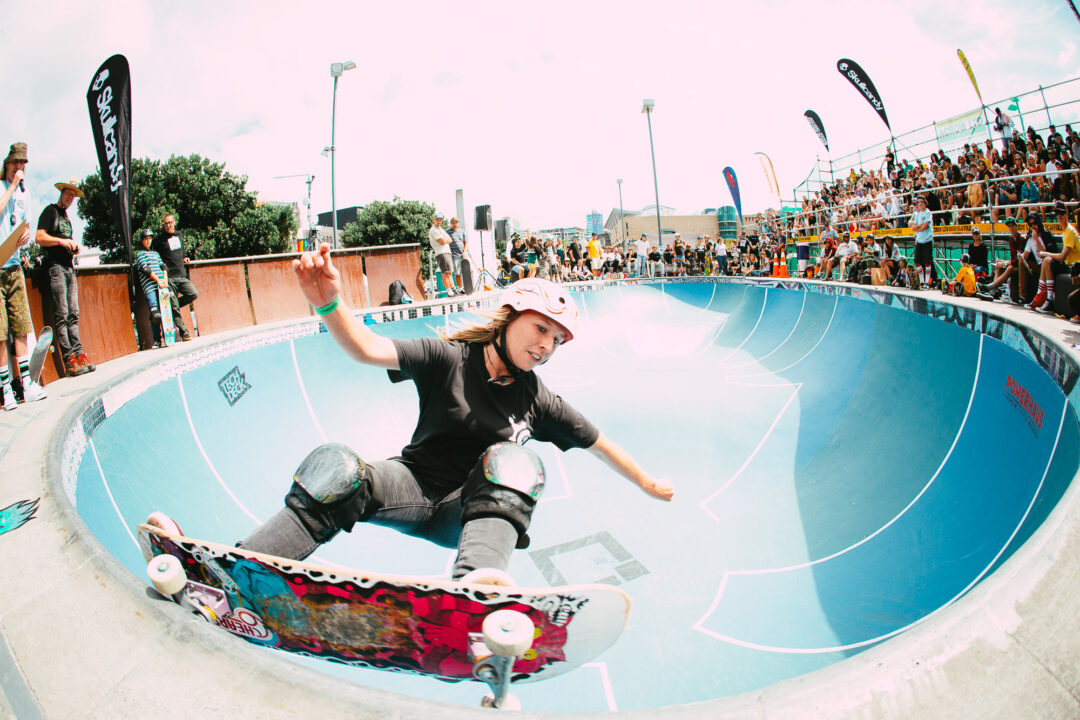 Krysta Ashwell, frontside grind.
