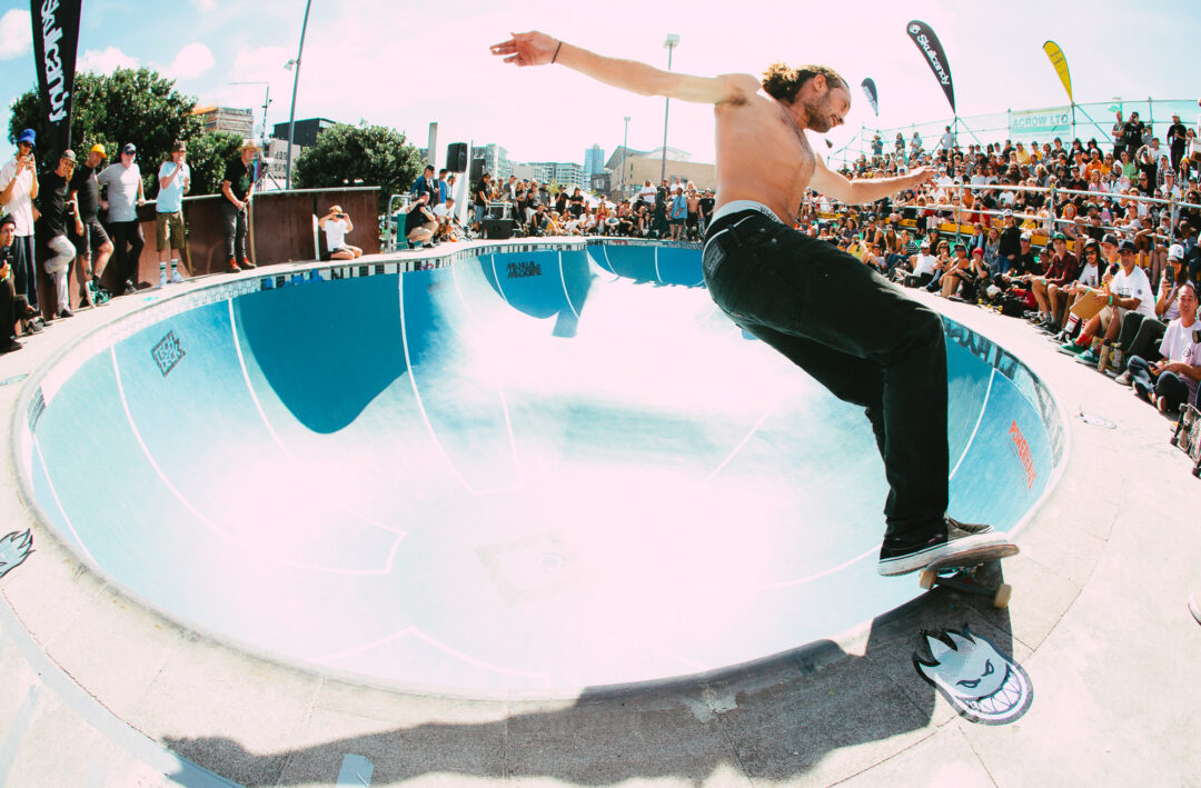 Bowman Hansen, Smith grind.