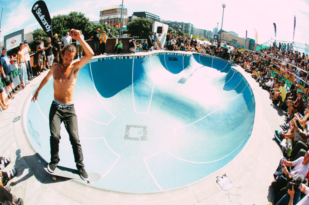 Bowman Hansen, Smith grind.