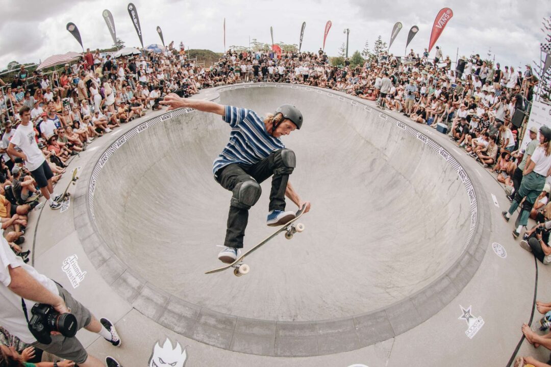 Shaun Boucher, lien air. Photo by Ben Loader.