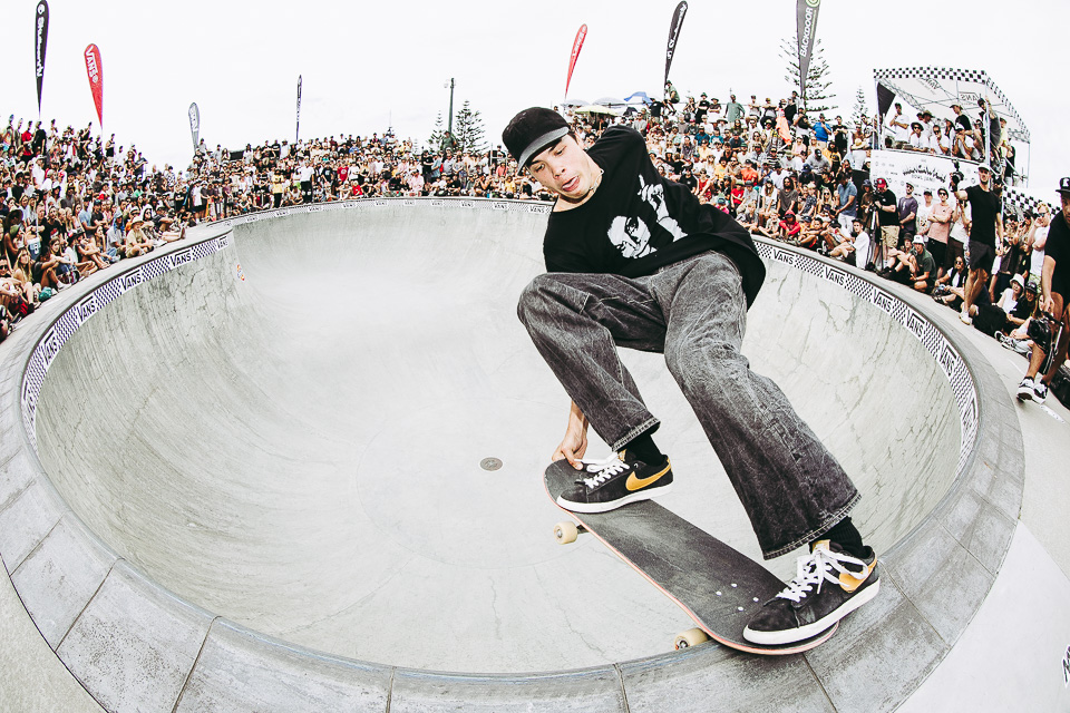 Derek de Souza, crailslide.