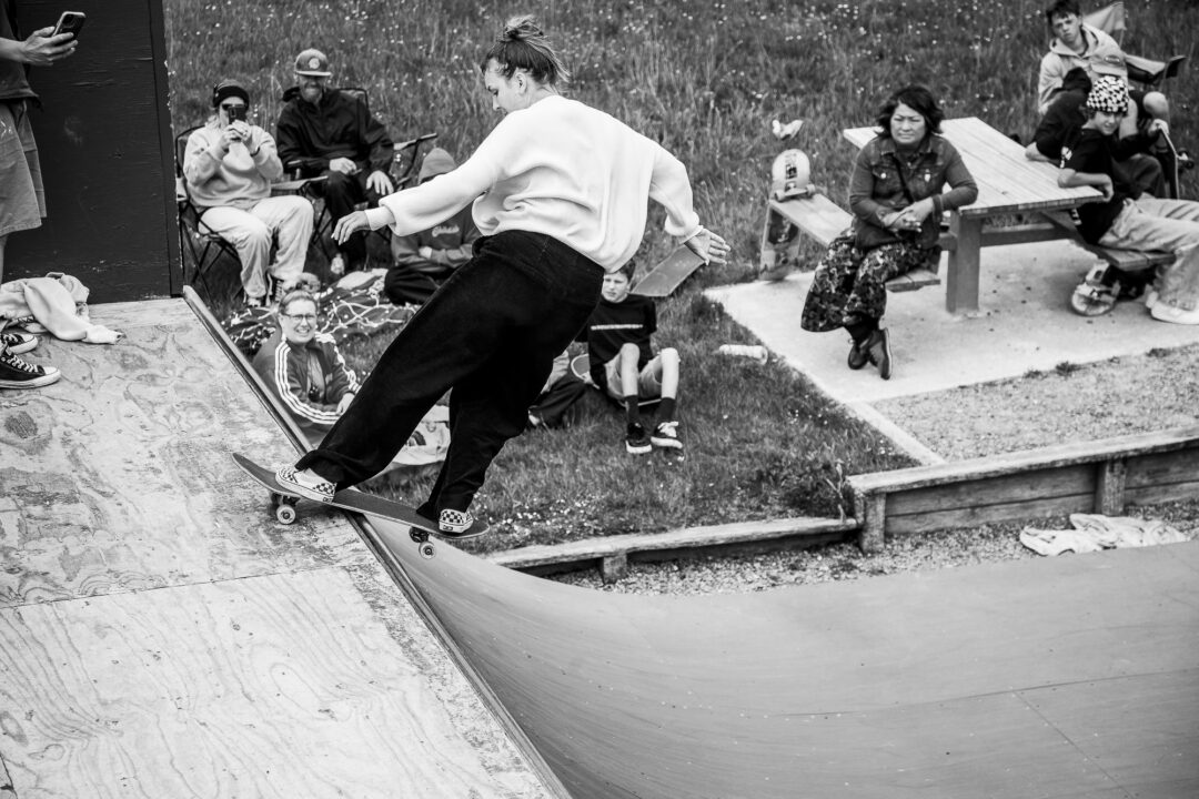 Mikaela Venimore, rock to fakie.