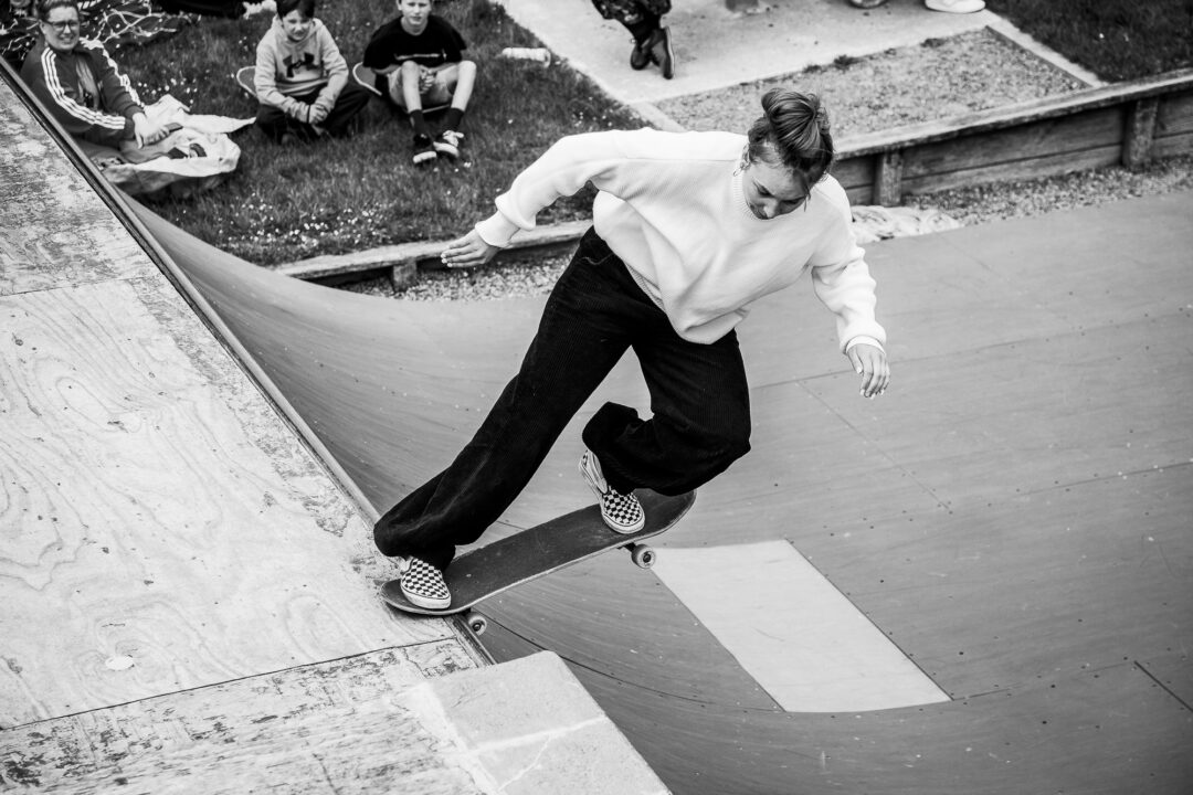 Mikaela Venimore, tail stall.