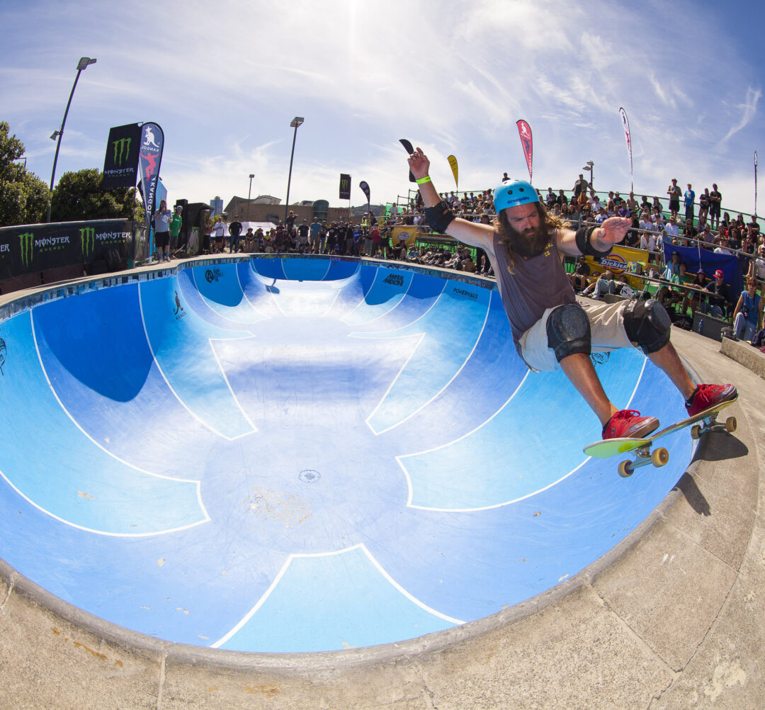 Simon Hunt, frontside five-0.