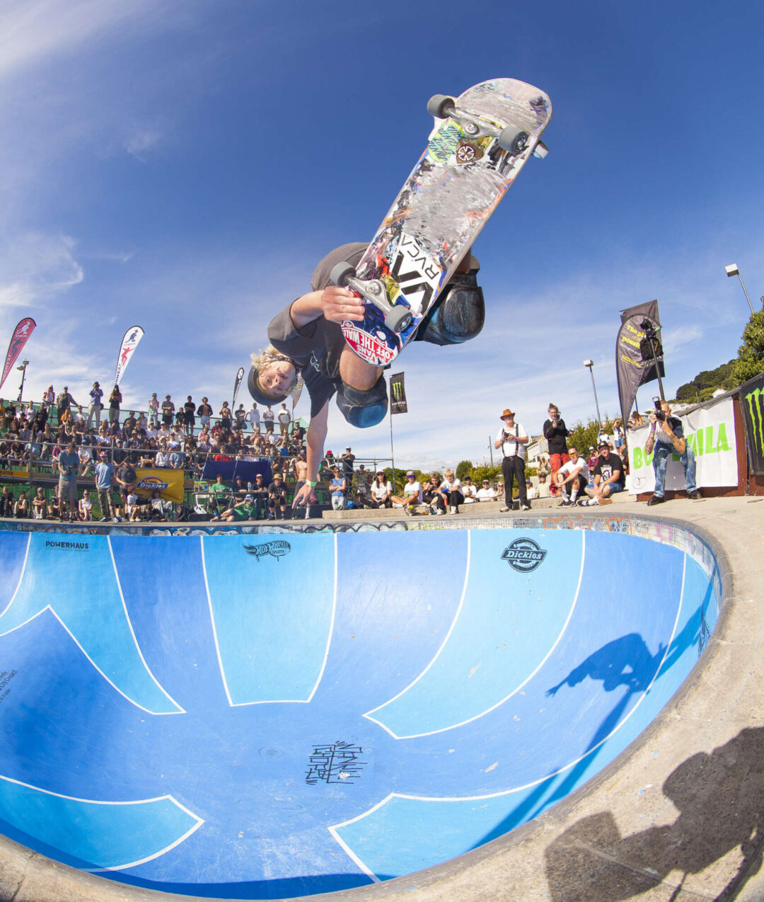 Jett De Haan, backside air.