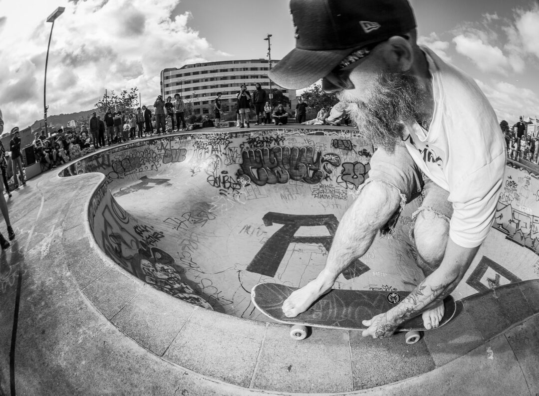 Kadin Elliott, barefoot frontside 50-50 weave.