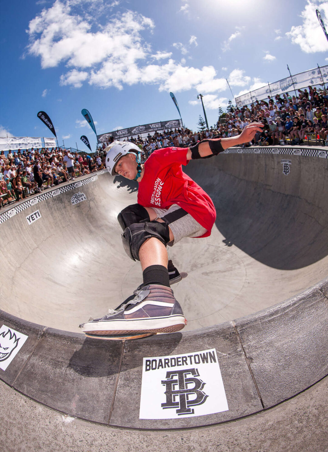 James Mulder, frontside tailslide.