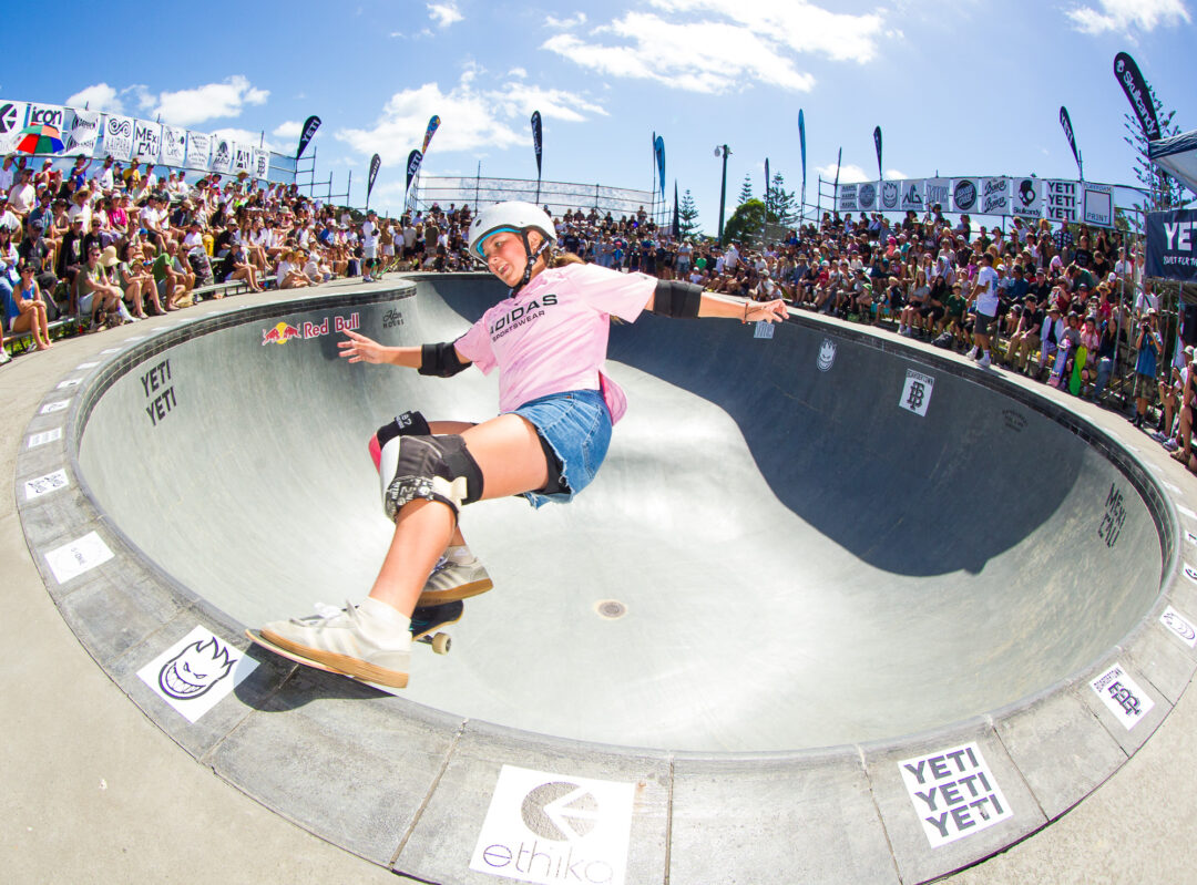 Ignacia Munoz, frontside tailslide.