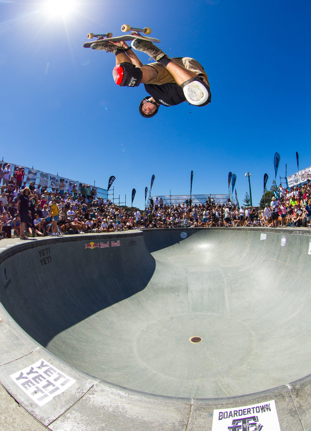 Bodhi Cavell, method air.