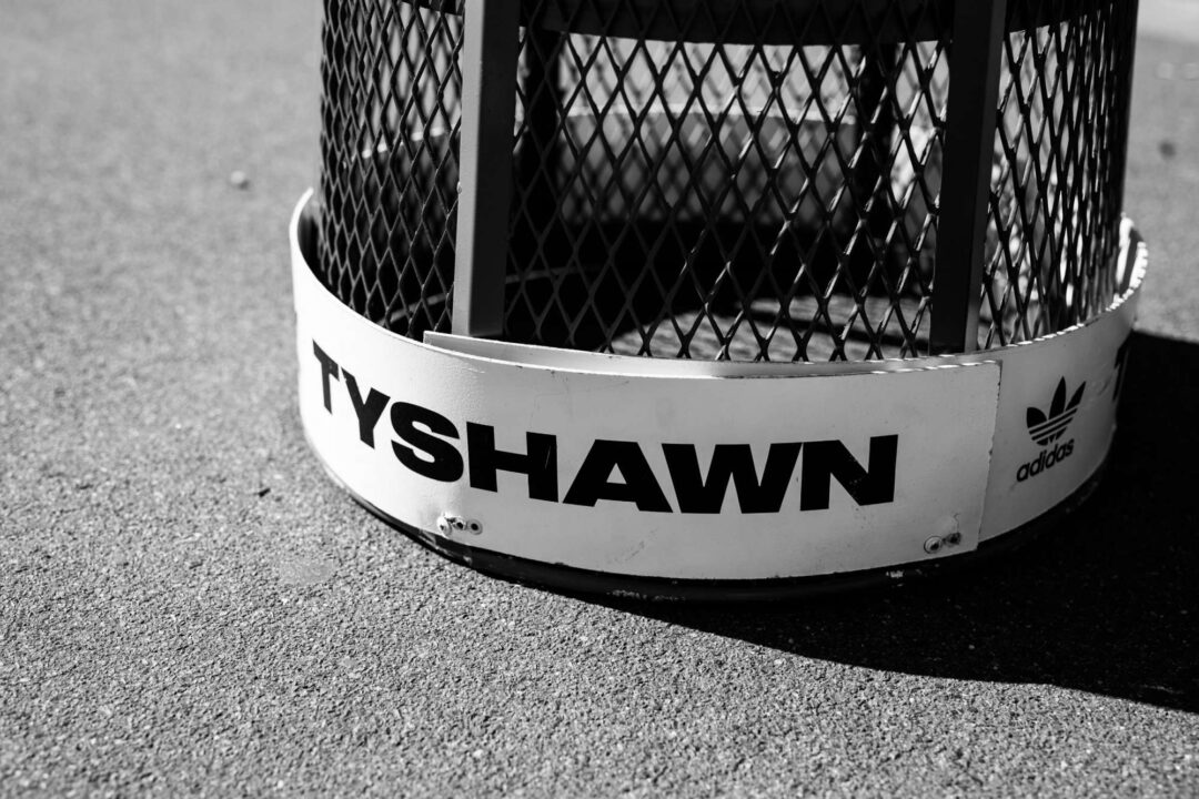 Sydney Trash it out for Tyshawn