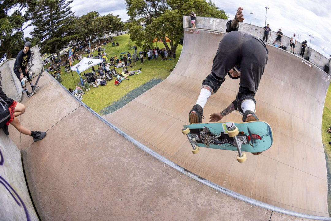 Dean Hunt, backside ollie.