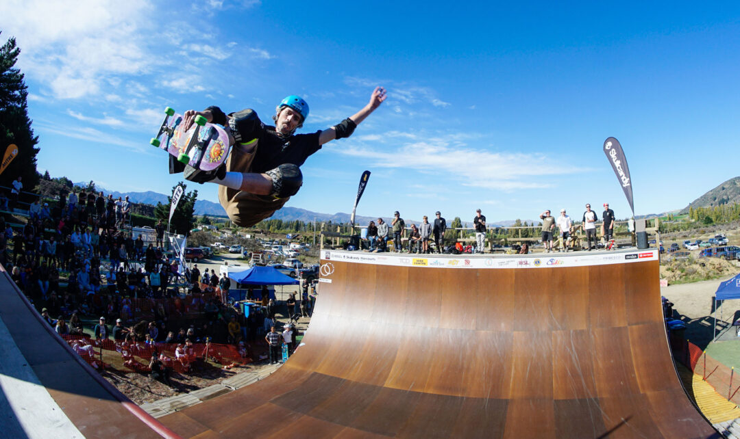 Hamish Stewart, frontside air.