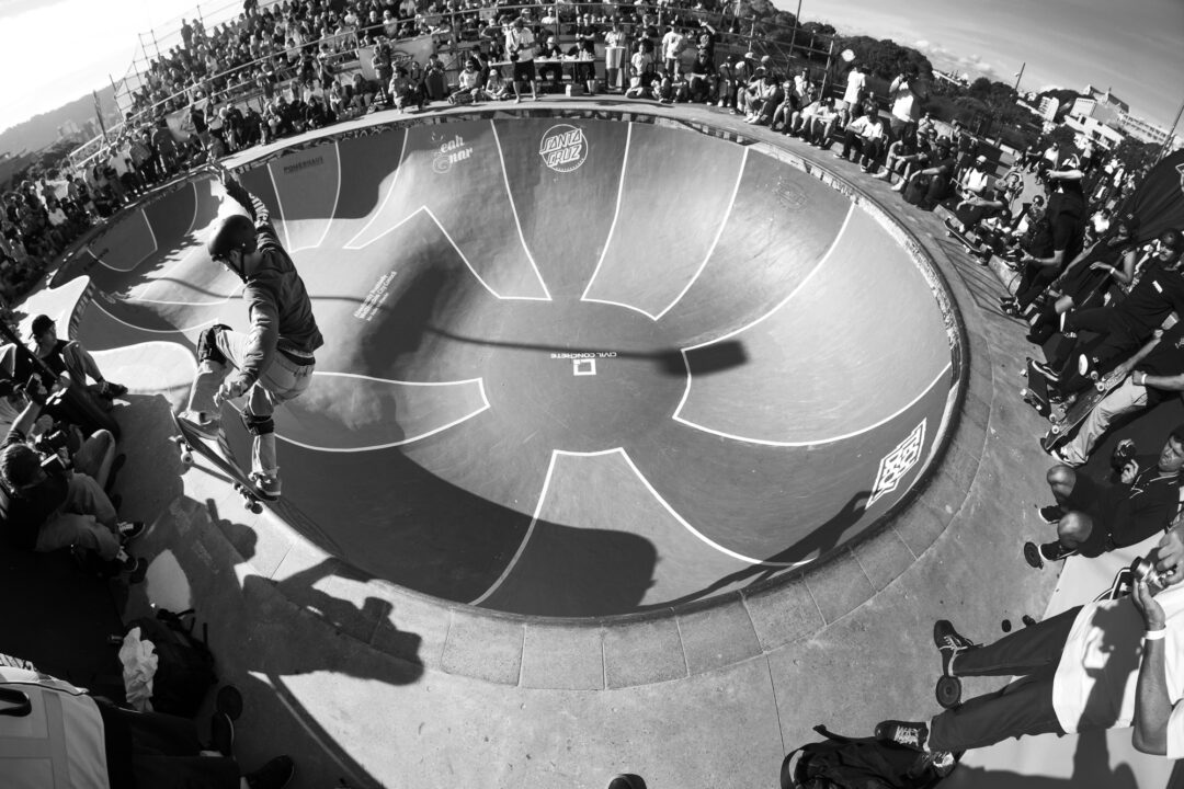 Niwa Shewry, frontside noseblunt, Photo by Jake Hood